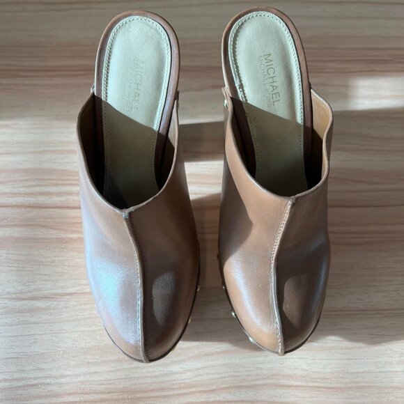 Michael Kors Perri Runway Platform Clogs - Picture 4 of 16